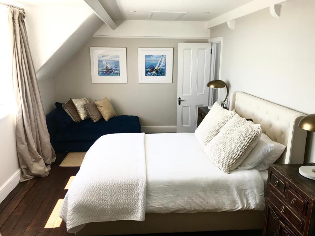 Marina Retreat - Stunning 4 Bedroom, 3 Bathroom House With Harbour Views! Ramsgate Kültér fotó